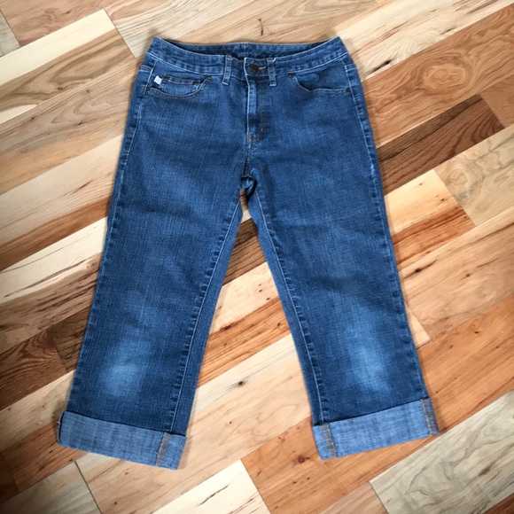 Bobbie Brooks Pants - Bobbie Brooks jean capris size 6